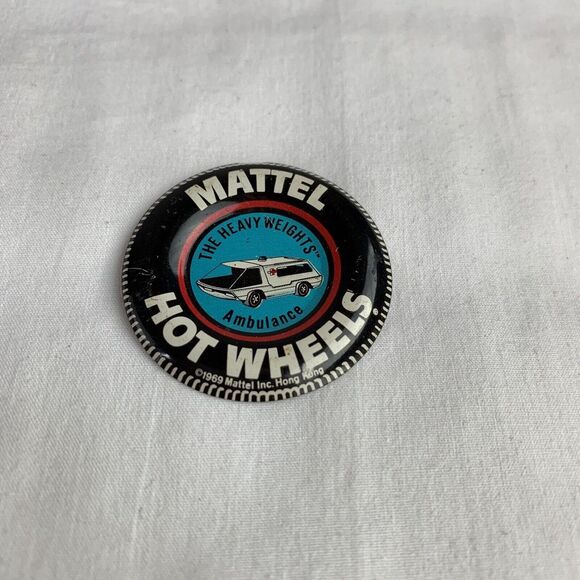 Ambulance Heavyweights Button Hot Wheels Redline Pin 1969 With Tab Vintage - Picture 2 of 6